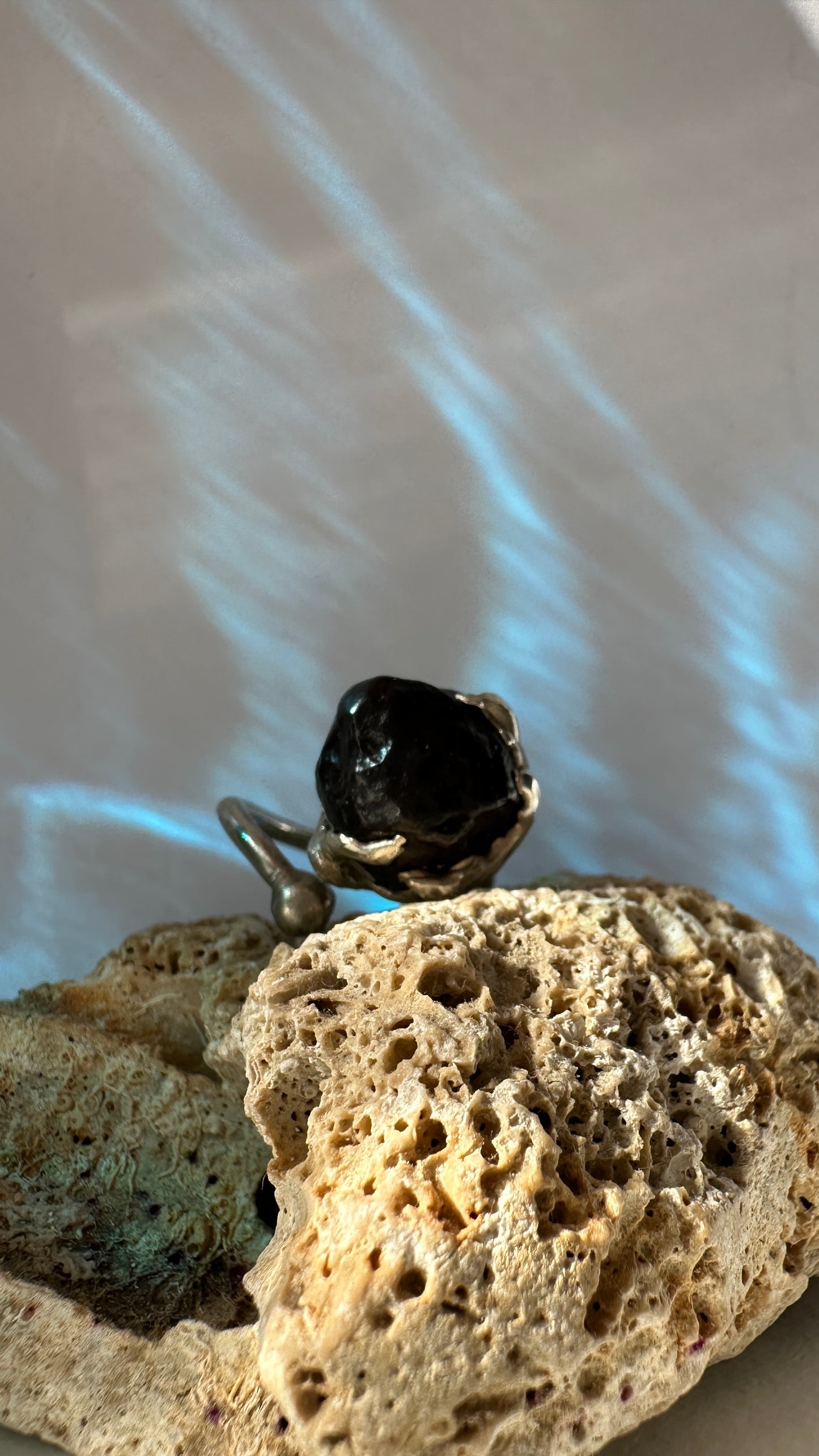 Sterling silver 'Black desert' ring with natural lava