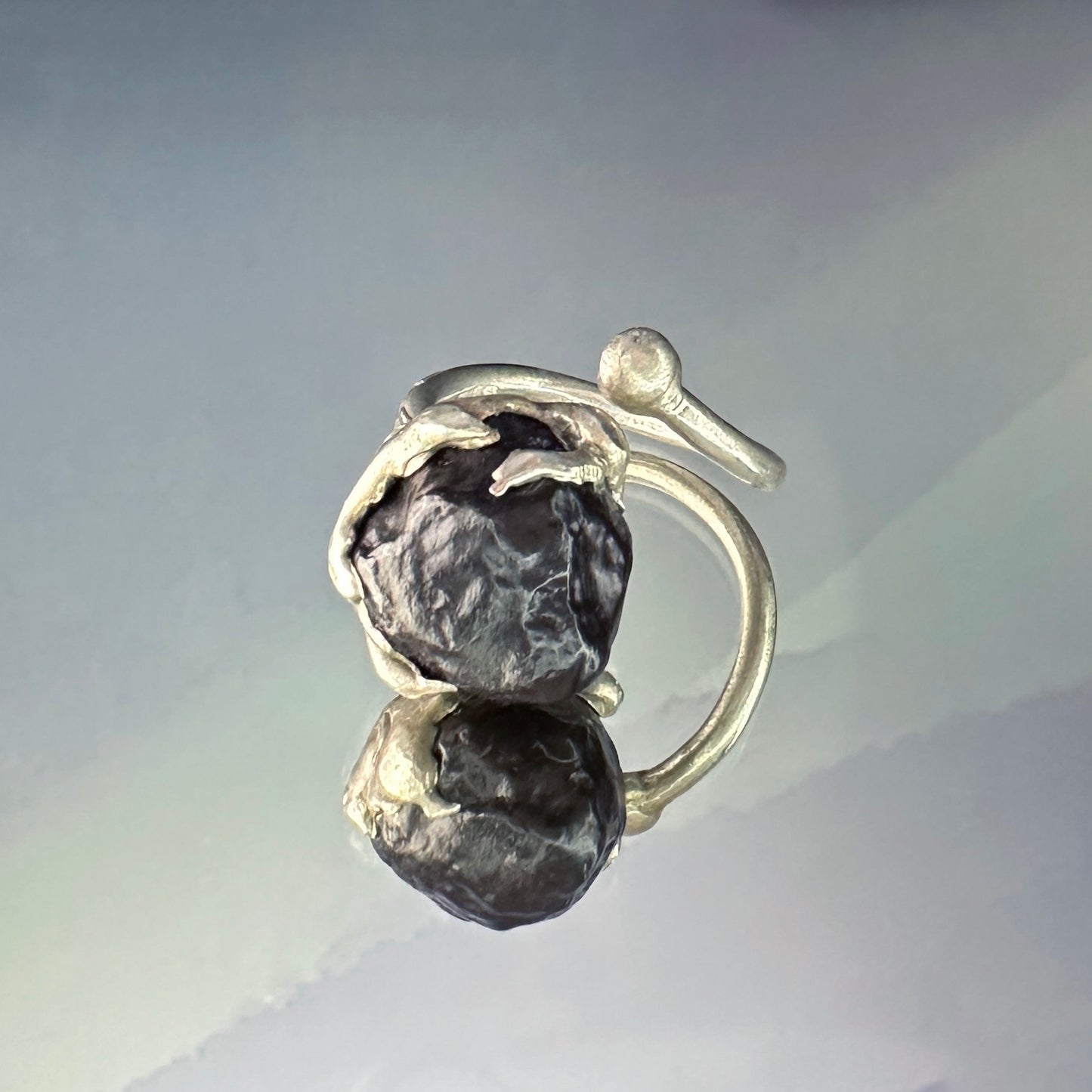 Sterling silver 'Black desert' ring with natural lava