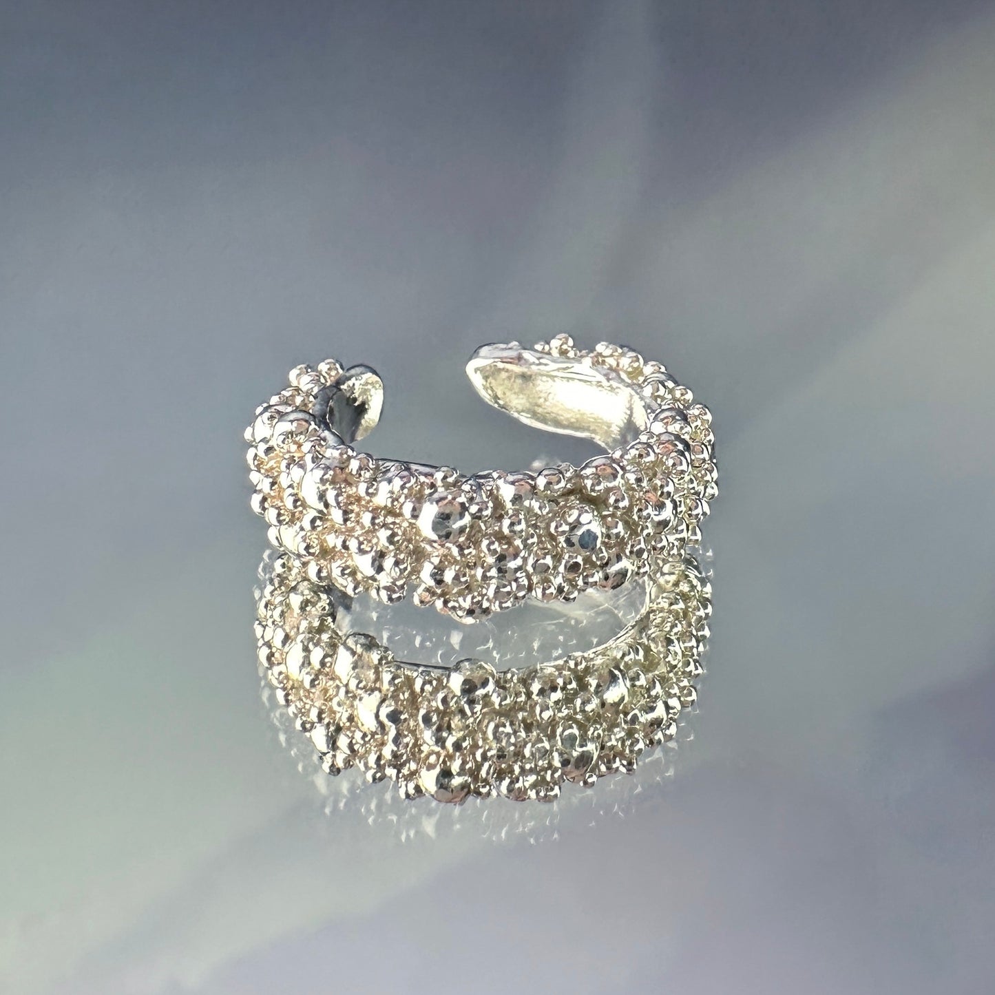 Sidabro cuff'as "Sparkling Dew L"