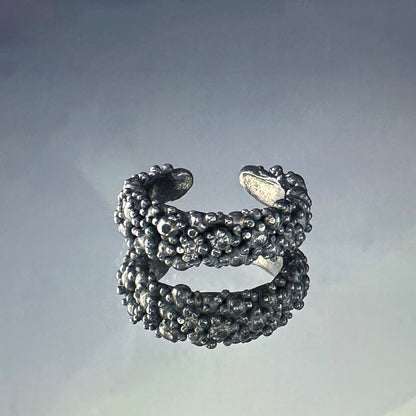 Sidabro cuff'as "Sparkling Dew at night L"